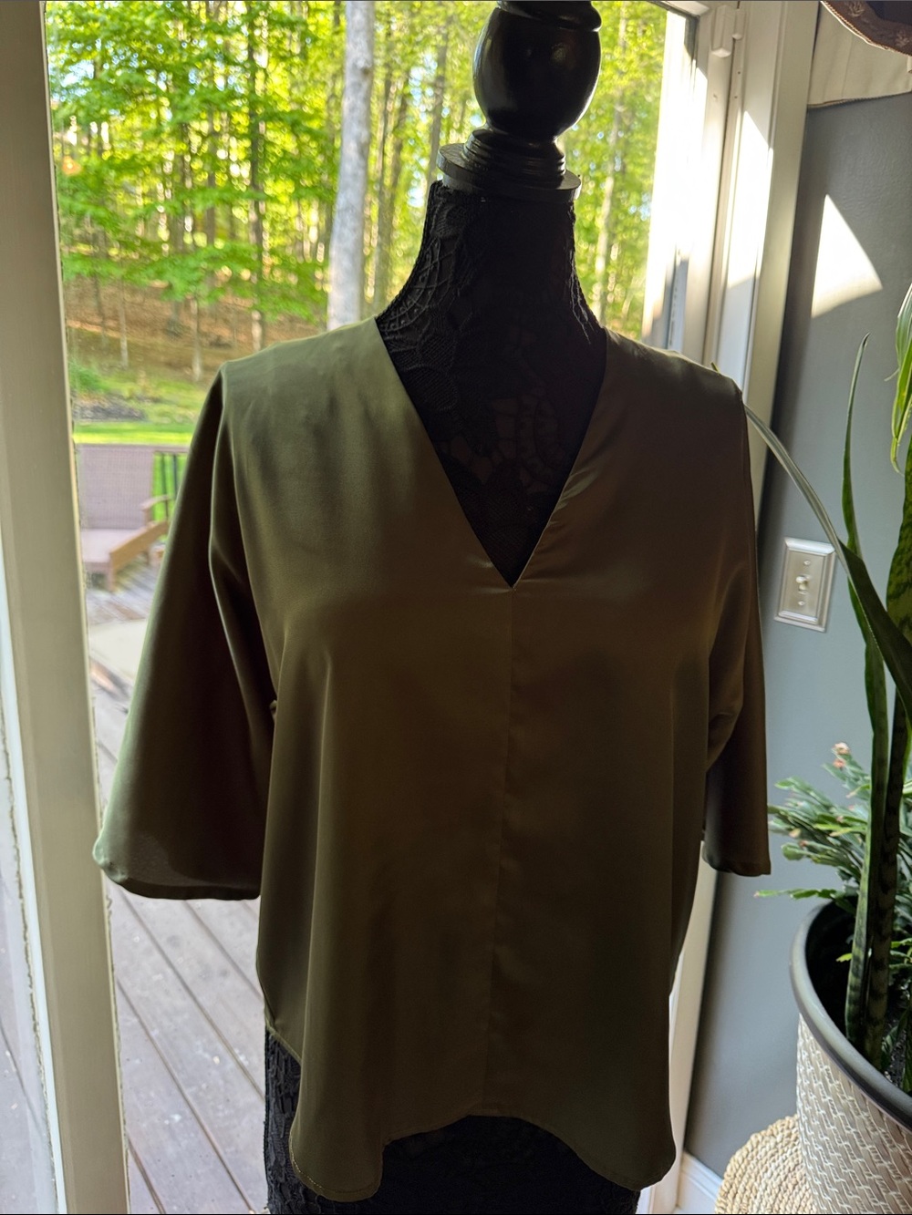 Banana Republic Olive Green V-Neck Short Sleeve Blouse